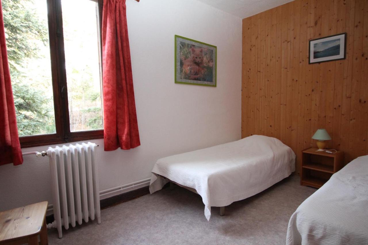 Le Vieux Chalet Bed & Breakfast Embrun Bagian luar foto